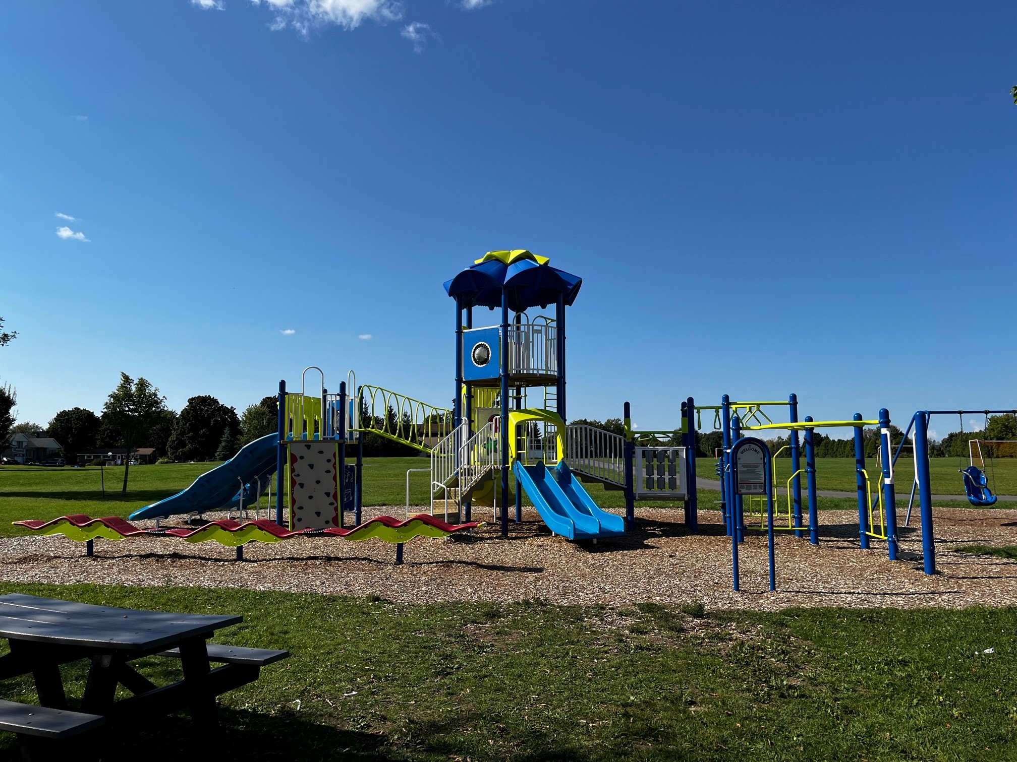 Arnold Bethune Play Structure 2