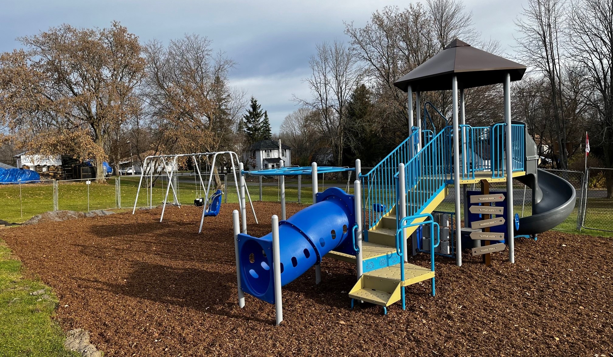 Completed Simon Fraser Play Structure